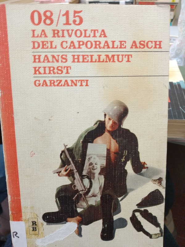 Copertina di 08/15 La rivolta del capitale Asch